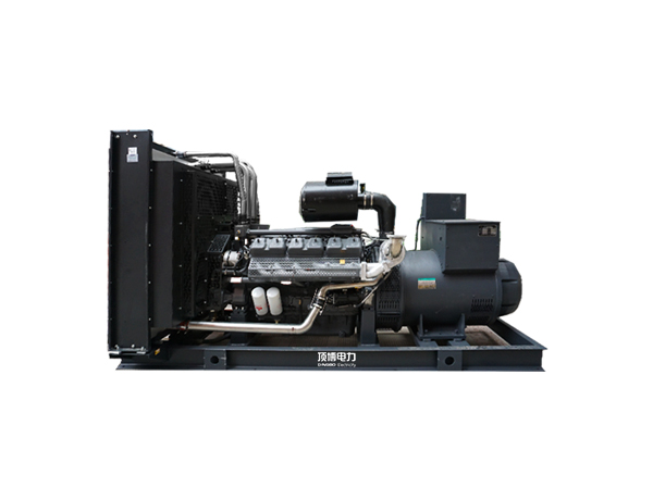 600KW無動柴油發(fā)電機(jī)組 600KW無動柴油發(fā)電機(jī)組