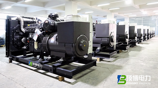 如何選擇合適的發(fā)電機(jī)組為你的企業(yè)提供可靠且穩(wěn)定的電力供應(yīng)呢?